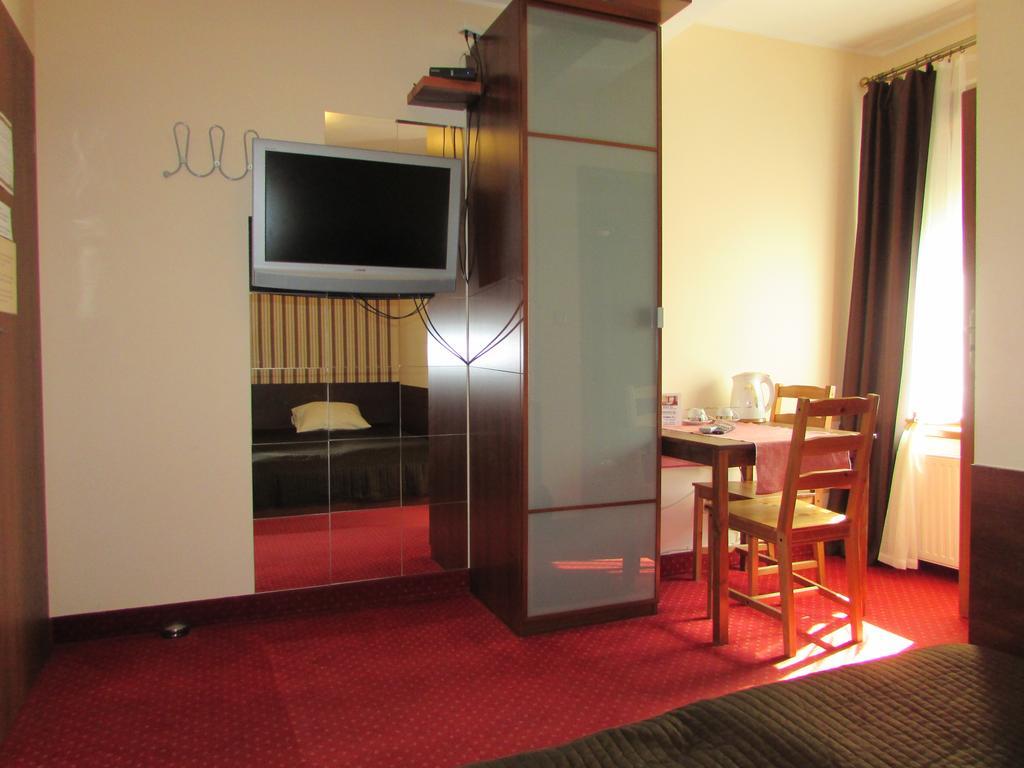 Villa Ventana Poznan City Free Parking Sniadanie W Cenie ห้อง รูปภาพ